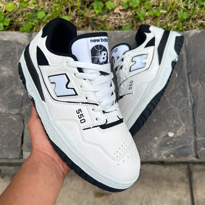 NEW BALANCE NEGRO CON BLANCO
