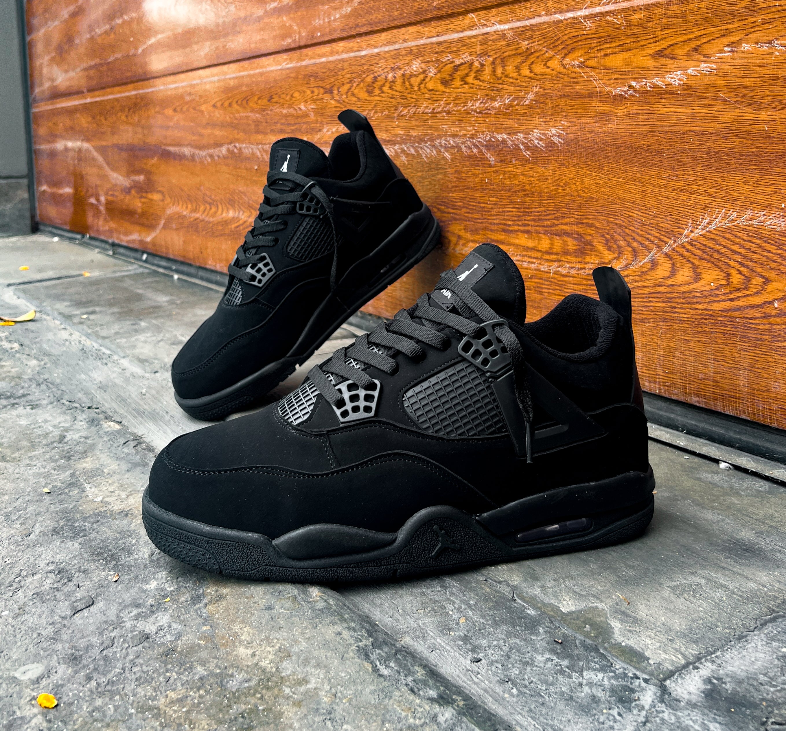 RETRO 4 FULL  BLACK