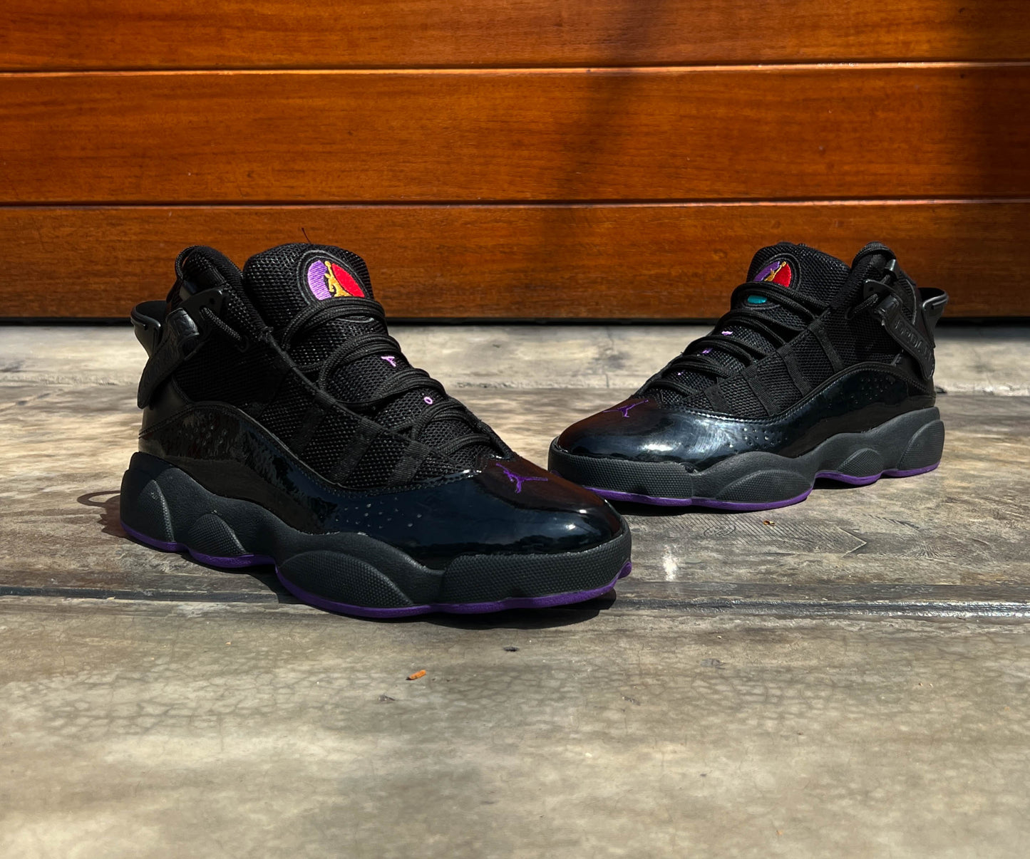 JORDAN RETRO 11  BLACK AND PURPLE