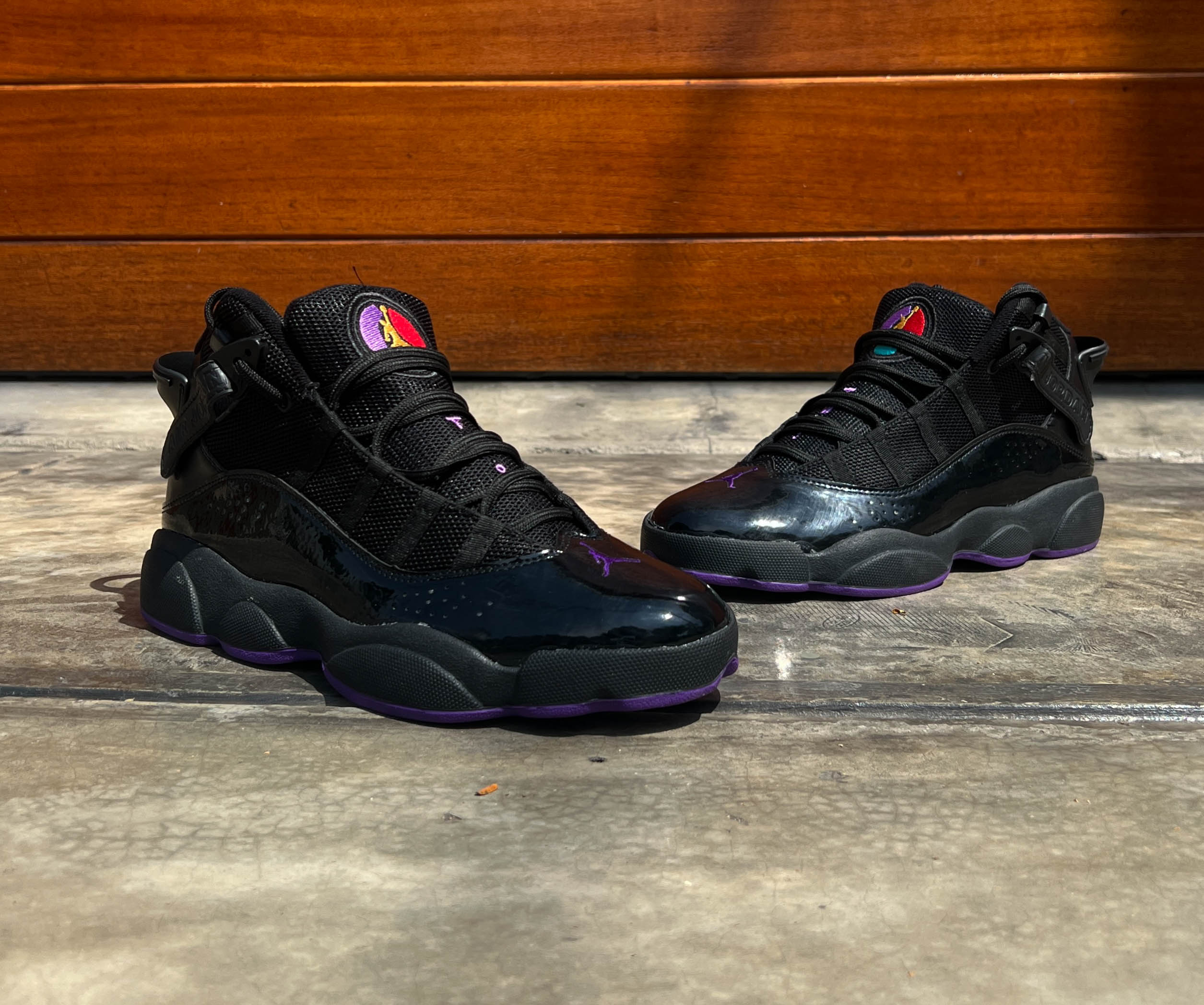 JORDAN RETRO 11  BLACK AND PURPLE