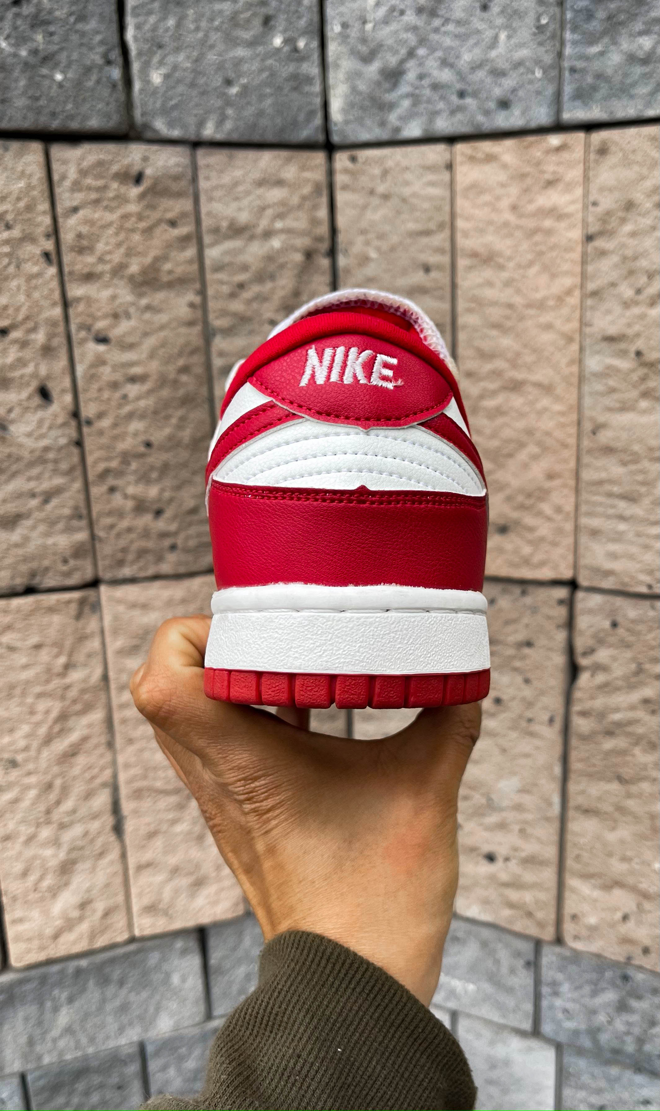 DUNK LOW RED