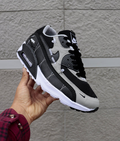 AIR MAX 90 BLACK  AND  SILVER