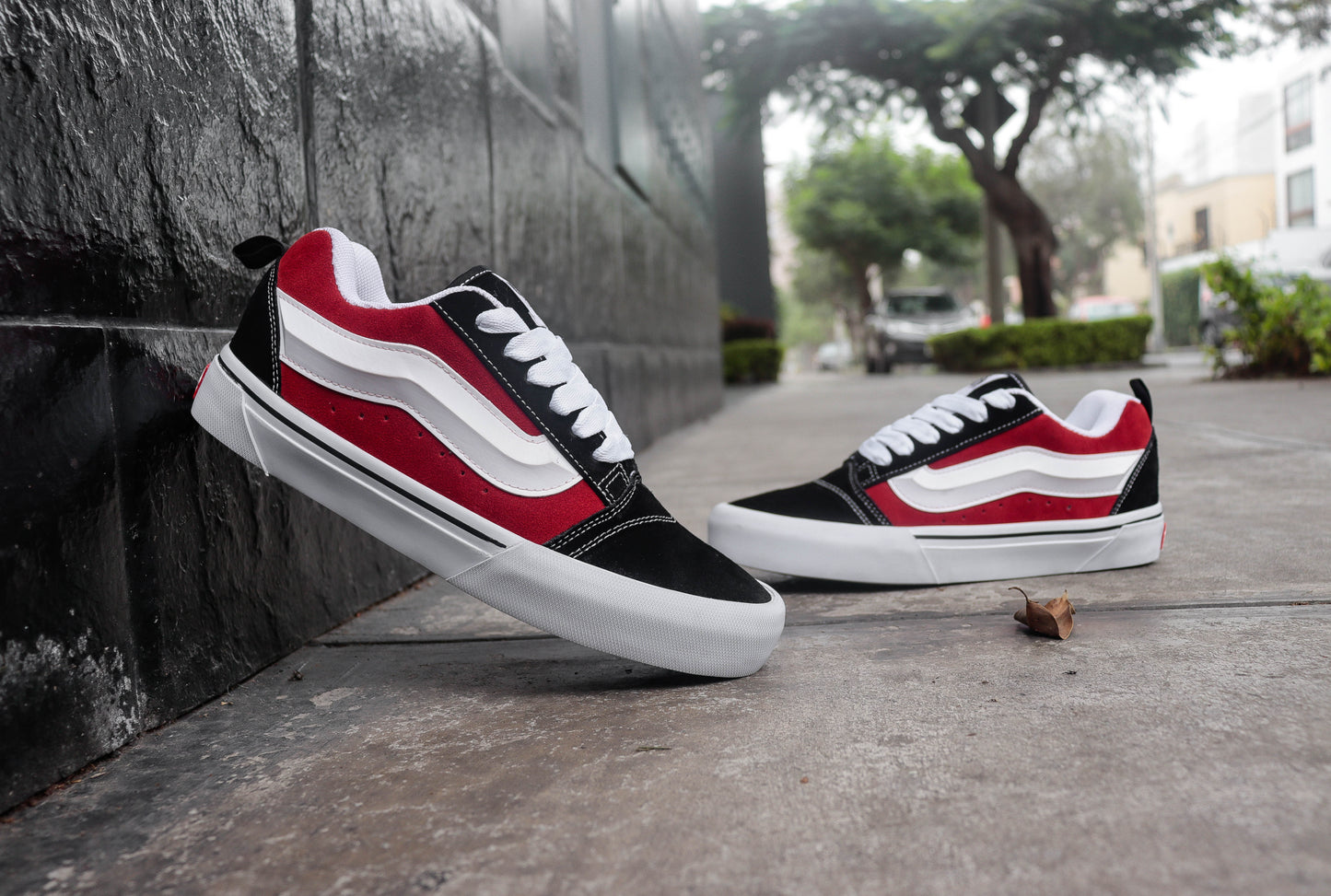 KNU VANS RED