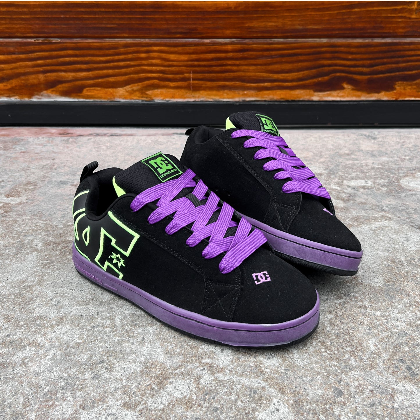 DC DARK BLACK