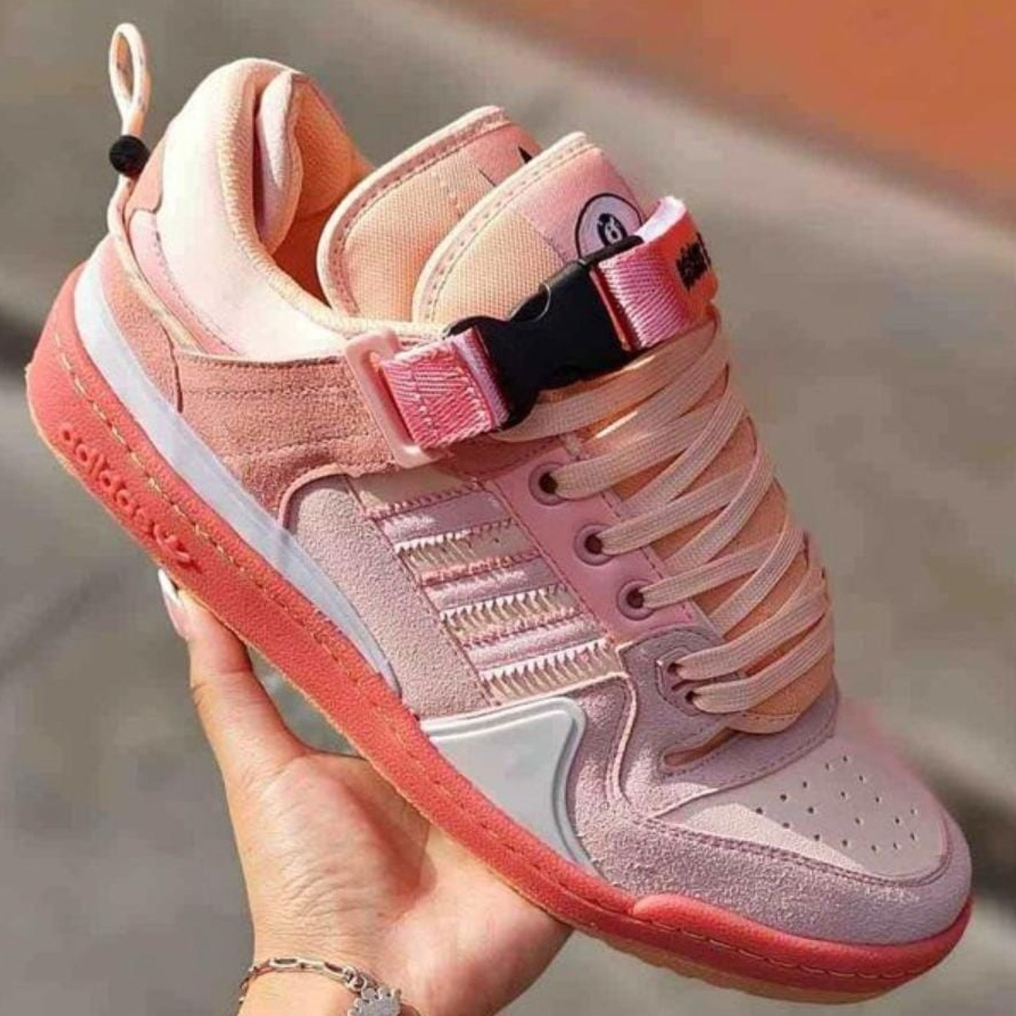 2X1 Adidas BadBunny