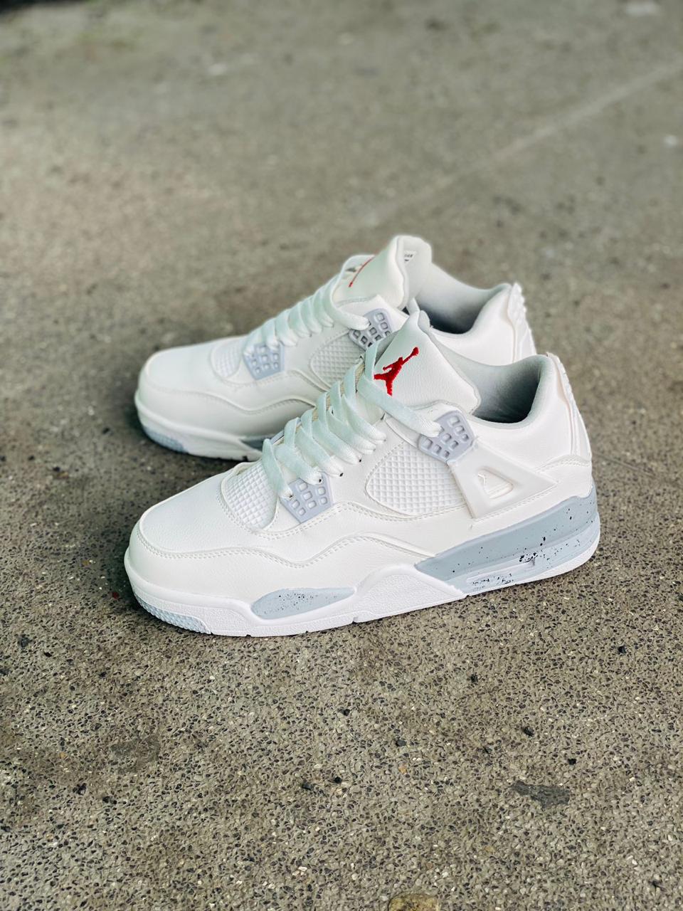 RETRO 4  SILVER