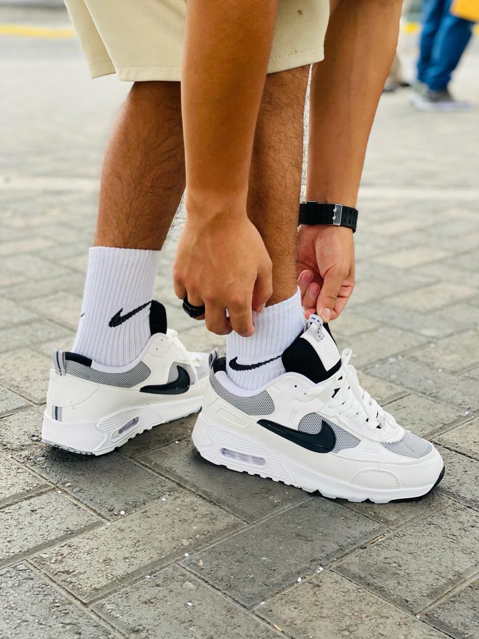 NIKE FUTURA WHITE AND BLACK