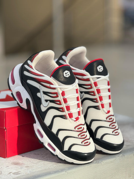 NIKE TN WHITE AND RED