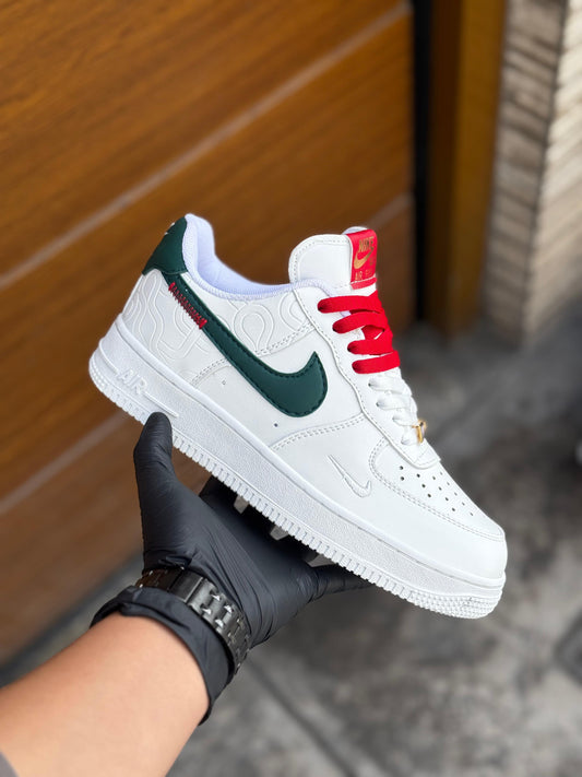 NIKE  AF1 CLASIC