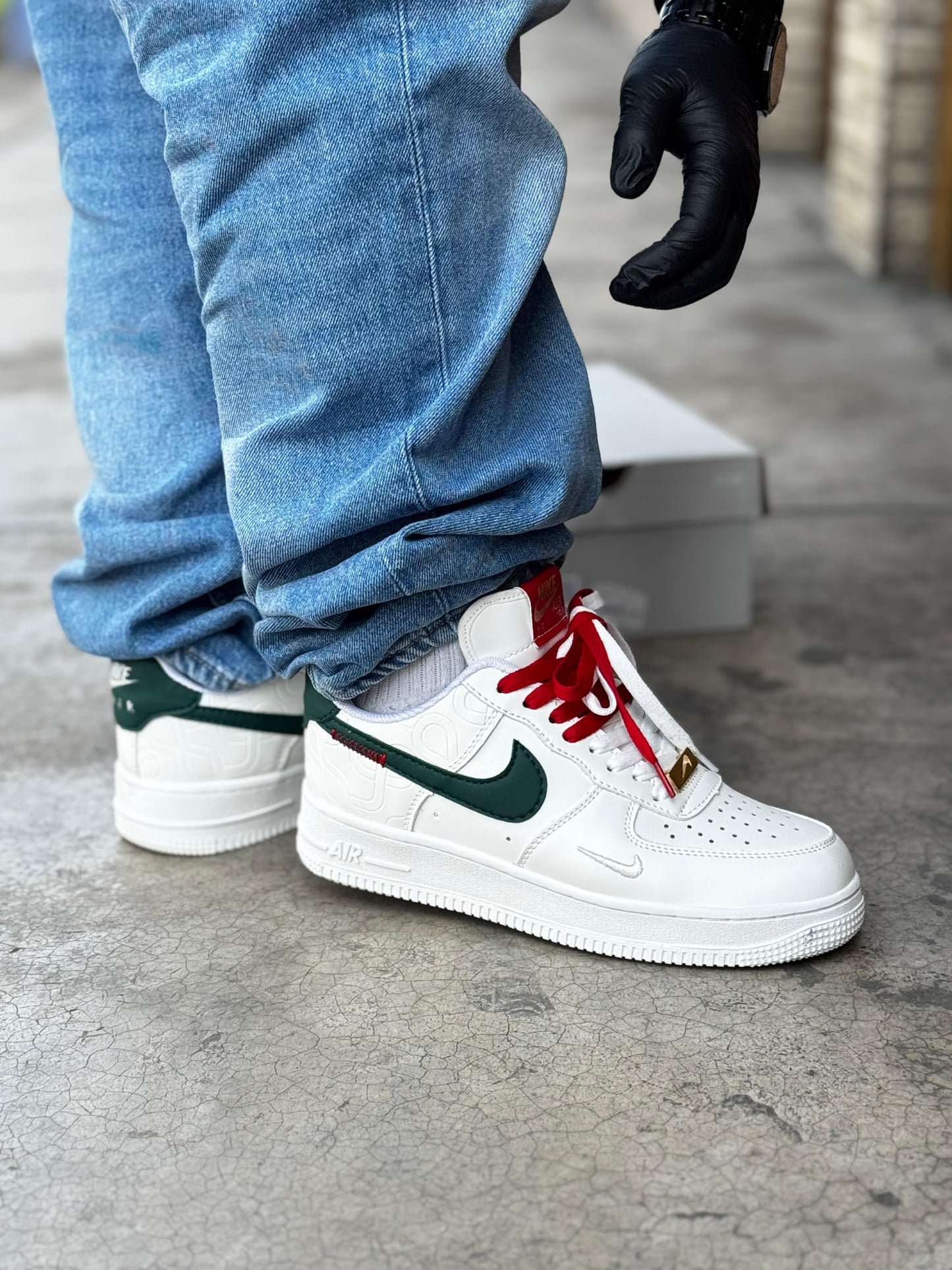 NIKE  AF1 CLASIC