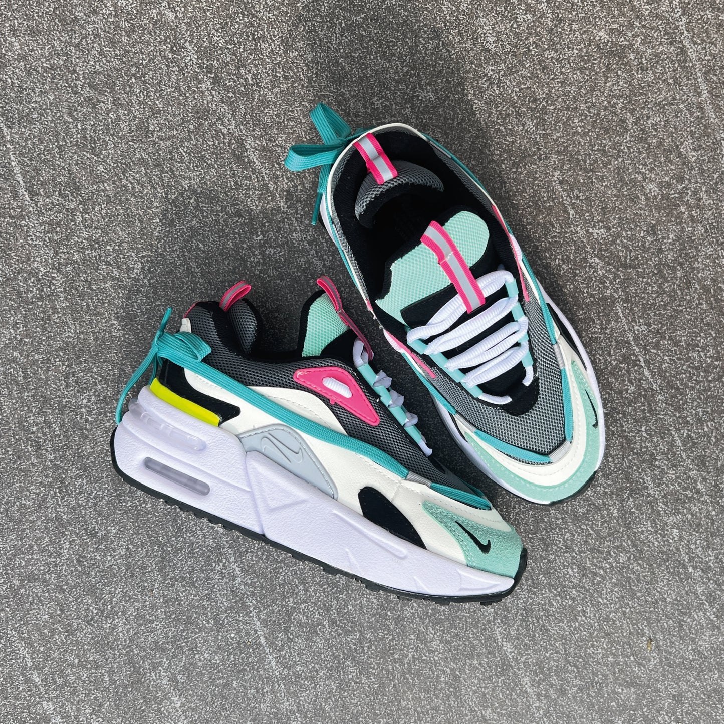 AIR MAX FURYOSA INNVICTUS
