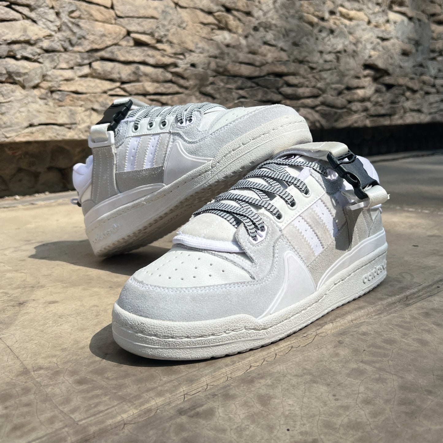 2X1 Adidas BadBunny