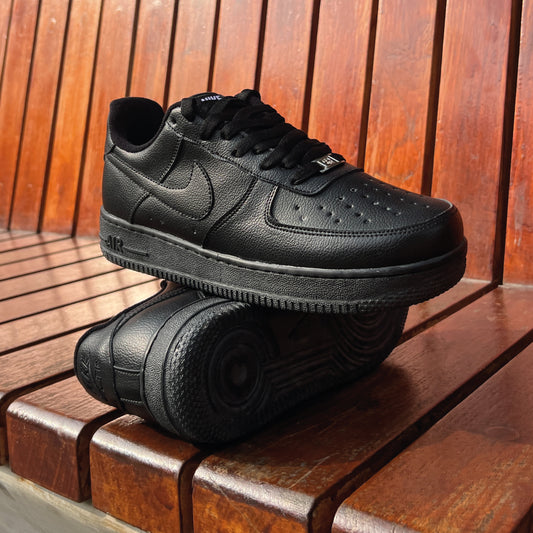 NIKE AIR FORCE BLACK 107