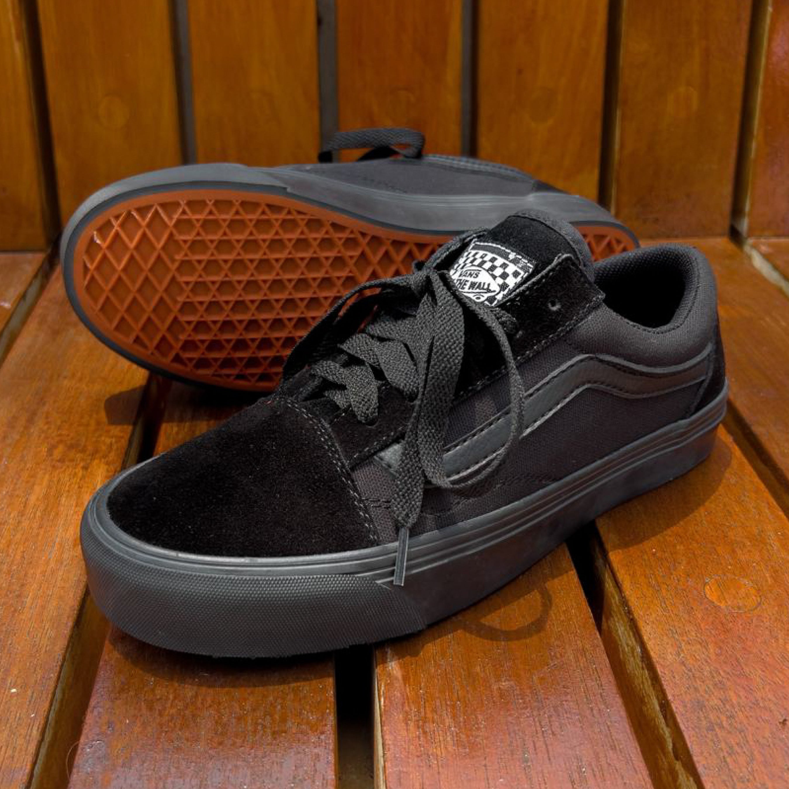 VANS VESSEL BLACK