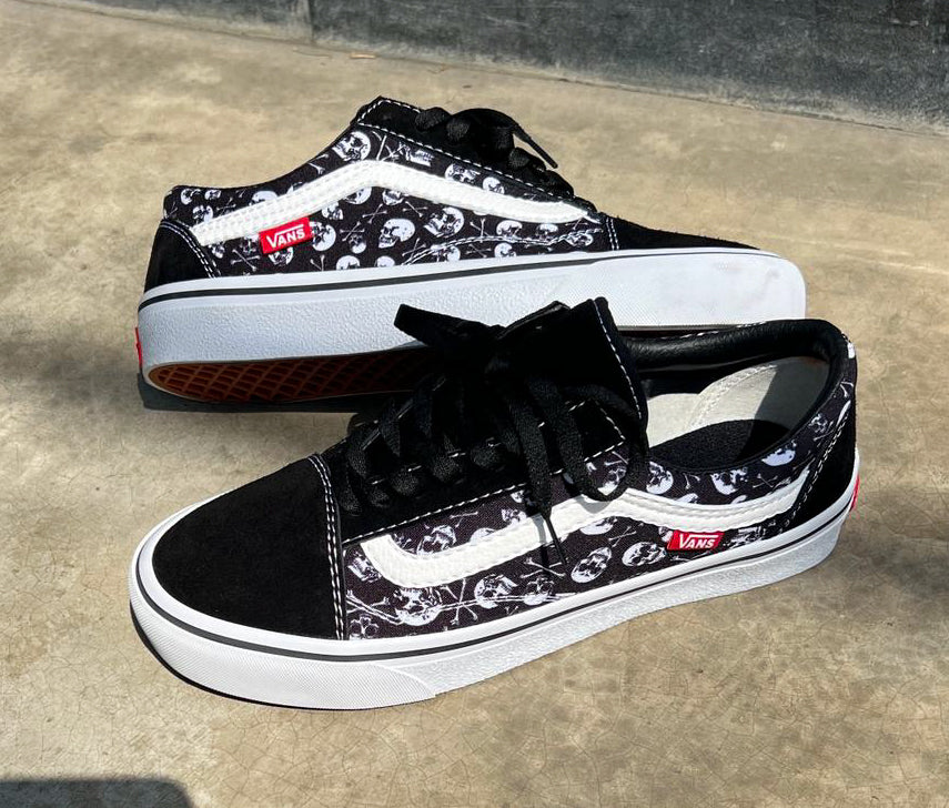 VANS SKULL